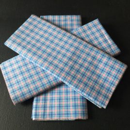 Petit écossais bleu et rose