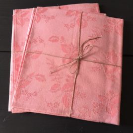 Toile à matelas rose