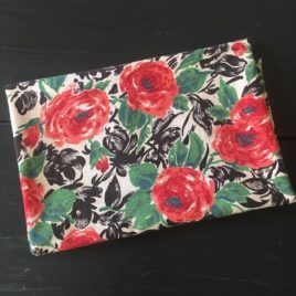 tissu ancien Marignan roses en buisson