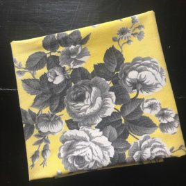 Roses grises