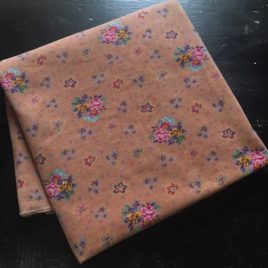 velours vintage fleuri