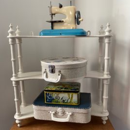 Etagère