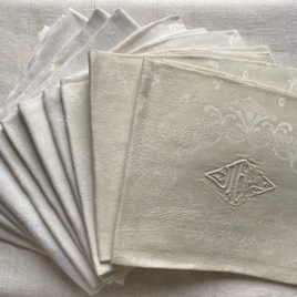 serviettes damassées anciennes lin monogrammes