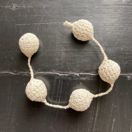 Pompons crochetés