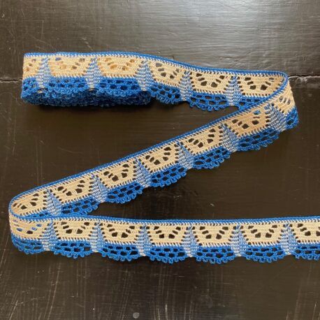 Dentelle bleue