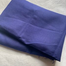 Toile bleue de travail.